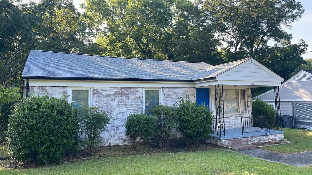 1005 S 2nd St - Lillington