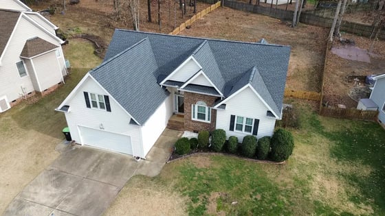 Pewter Gray GAF Timberline HDZ shingles on a home on Saranac Ridge Dr in Holly Springs