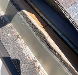 damaged gutter_WebP-1