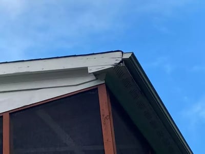 gutter with crack soffit_WebP