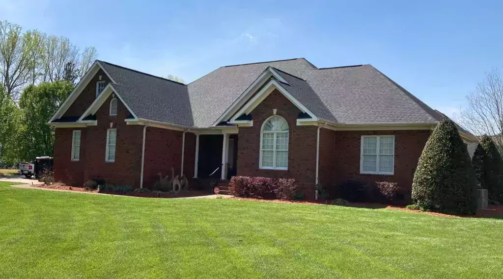 3143 Constance Cir - Raleigh NC