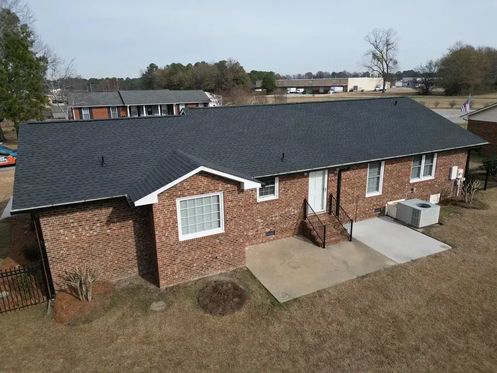 Murchison Dr commercial roof replacement in Dunn